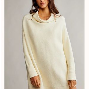 SOLD OUT cream Free People Ottoman slouchy Tunic XS